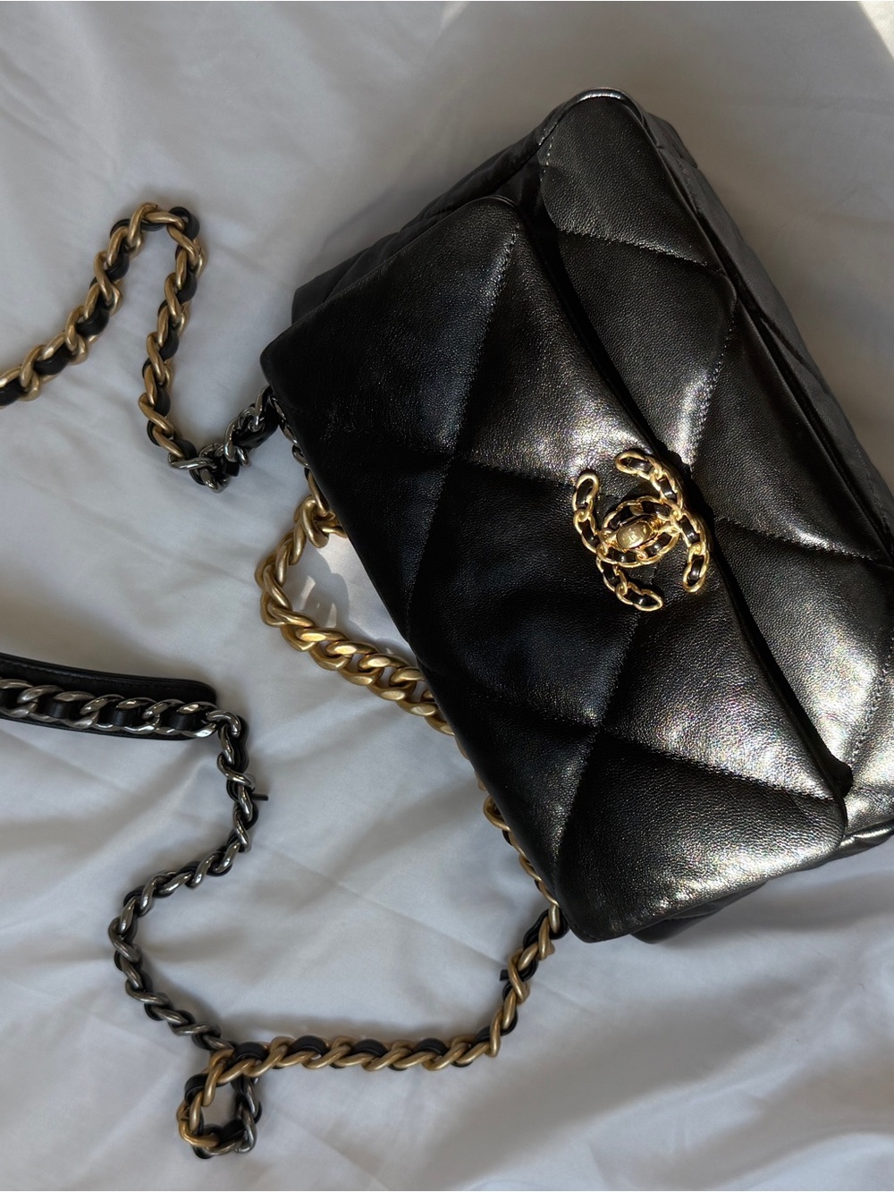 Chanel 19 Small Flap Bag like new